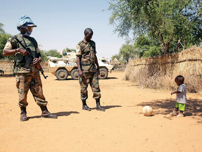 Cascos azules en África