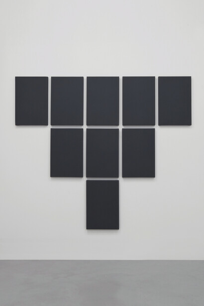 Alan Charlton

Pyramid Grid Painting, 2011
Acrilico su tela, 211,5x243 cm

Courtesy A arte Invernizzi, Milano
Foto Bruno Bani, Milano