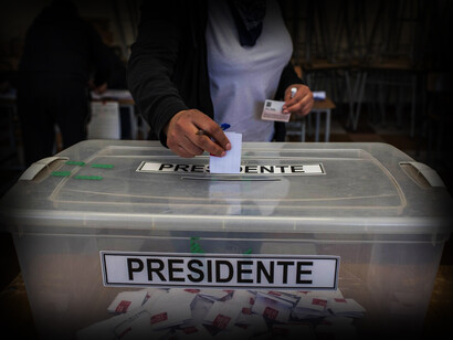 El resultado de las elecciones dependerá en gran parte de cómo los votantes más jóvenes —que no vivieron la dictadura— respondan al peso de la memoria histórica y al presente político