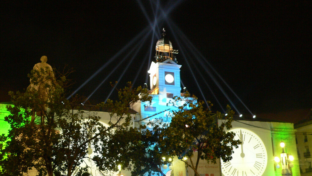 Nochevieja en la Puerta del Sol, 2006, Madrid, España