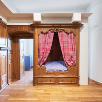 Arts and Crafts. Courtesy of MNHA