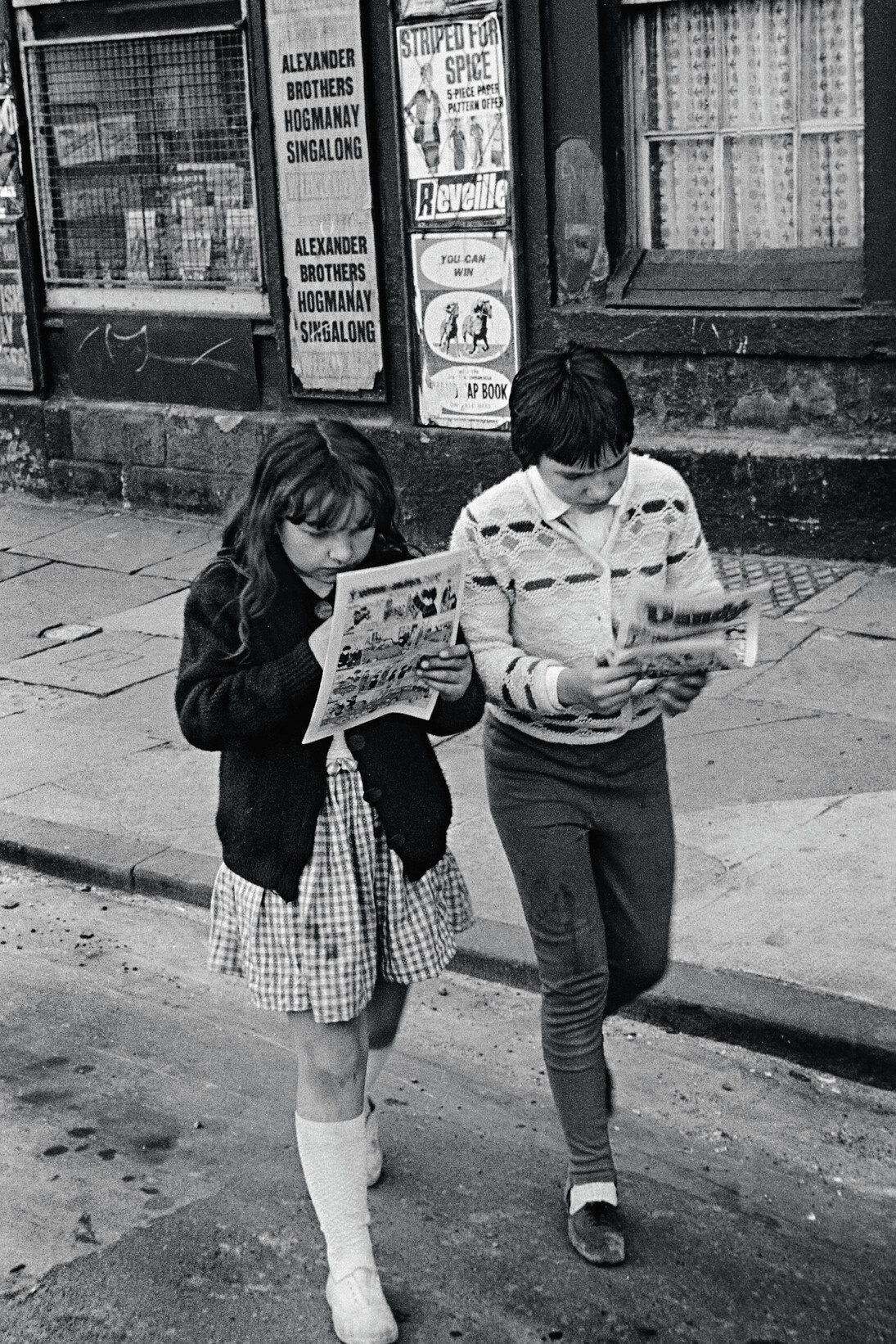 David Peat
Comics
Silver gelatin print
15 x 10.5 ins (38 x 27 cms)
