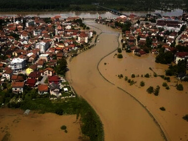 Floods continue to affect millions of people and cause serious economic losses