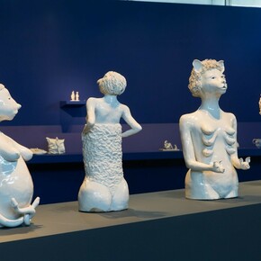 Coille Hooven, Tell It By Heart, Exhibition view. Courtesy of The Museum of Arts and Design