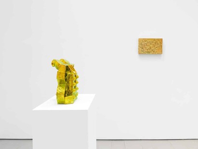 Julia Kunin, Laughing castles, exhibition view. Courtesy of Klaus von Nichtssagend Gallery