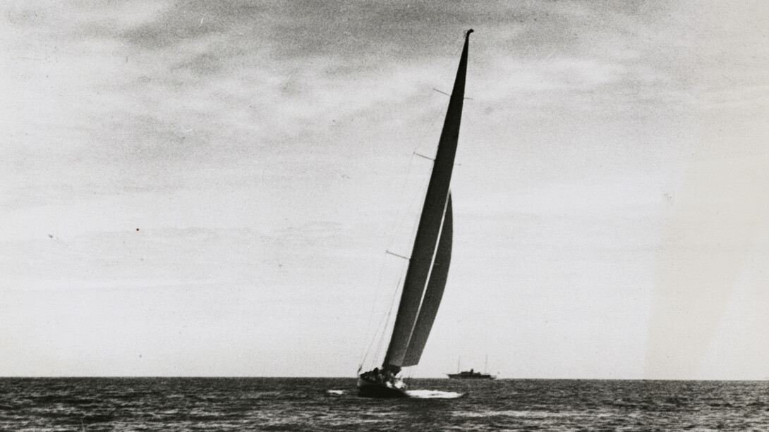 Margaret Bourke-White (1904 – 1971), 6519, "America's Cup, The Rainbow", detail, August 31, 1934, silver gelatin print on glossy fibre paper, printed by September 15, 1934, 24,6 (25,7) x 19,3 (20,2) cm, © Estate of Margaret Bourke-White, courtesy Daniel Blau