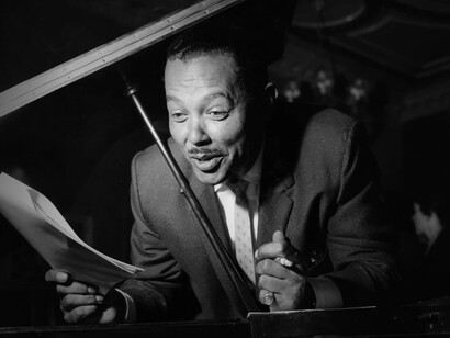 William Clarence Eckstine fue un cantante estadounidense de jazz y música pop