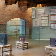 Paulo Nazareth, Algebra, veduta della mostra. Cortesia di Punta della Dogana