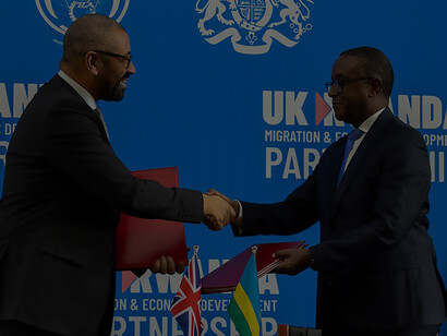 Home Secretary James Cleverly and Rwanda Minister of Foreign Affairs and International Cooperation Vincent Biruta sign a new Treaty that will push forwards the UK-Rwanda Migration and Economic Development Partnership. Kigali, Rwanda, 2023