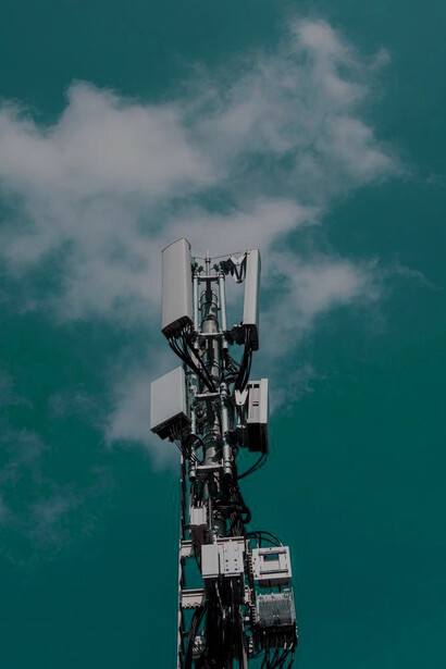 The key to a more sustainable Internet is to limit use of energy-guzzling mobile networks and rely on wired networks