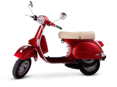 Modelo clásico de vespa en rojo