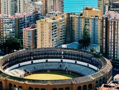 La Plaza de Toros de La Malagueta, située à Malaga, Espagne