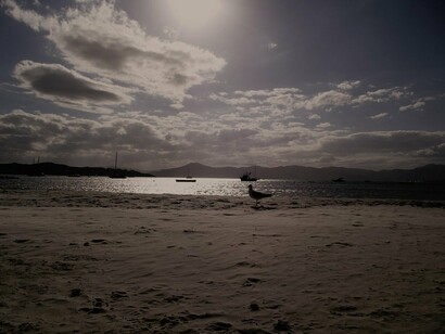 Praia em Florianópolis, Santa Catarina, Brasil. Com o voo inaugural de conexão direta entre Lisboa (Portugal) e Florianópolis (Brasil), muita coisa poderá mudar, para o bem e para o mal 