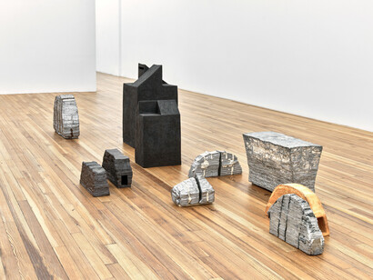 He Xiangyu, The radiance of liberty, exhibition view. Courtesy of Andrew Kreps Gallery 
