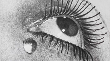 Man Ray. Les larmes/Le lacrime, 1930-1932 (1976) cm 17.5 x 23 Collezione privata, Torino © Man Ray Trust by SIAE 2019 Photo by Renato Ghiazza

