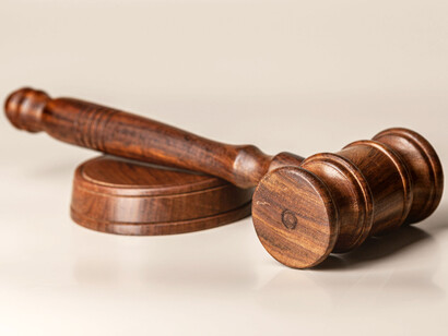 Mazo judicial: el guardián de nuestra culpa real es funcional, tiene la misión de provocarnos la suficiente incomodidad como para reflexionar, aprender y realizar aquellos cambios correctivos y compensativos necesarios