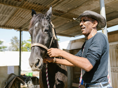 A profissão de vaqueiro é uma arte que une ciência, cultura e fé, moldando a identidade e a história do Nordeste