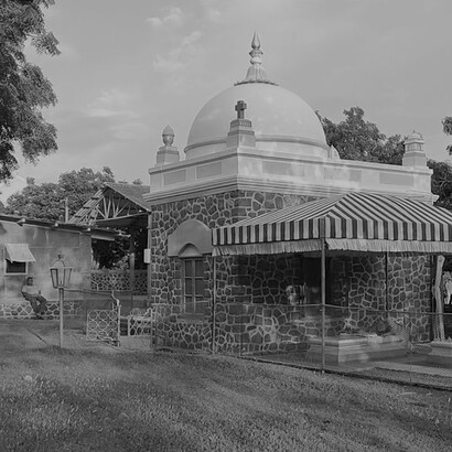 Tumba de Meher Baba en Meherabad, Ahmednagar, India