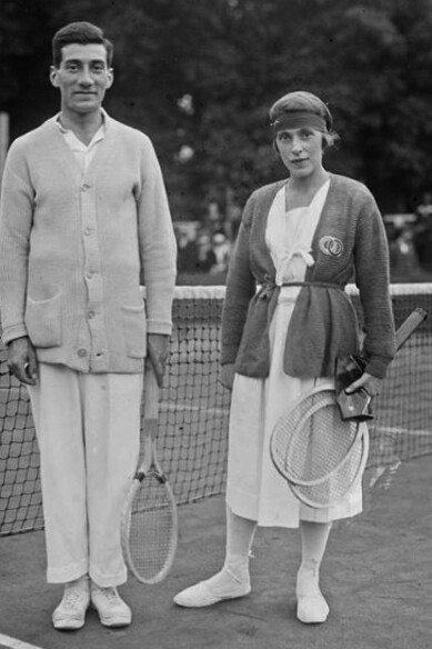 Léonce Aslangul and Jeanne Vaussard in 1921, reflecting early 20th-century sports and leisure culture