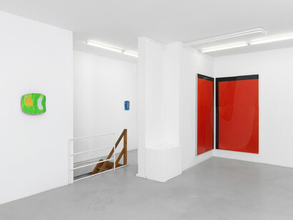 Ron Gorchov, Erik Lindman and Nathlie Provosty. Courtesy of Ribordy Contemporary