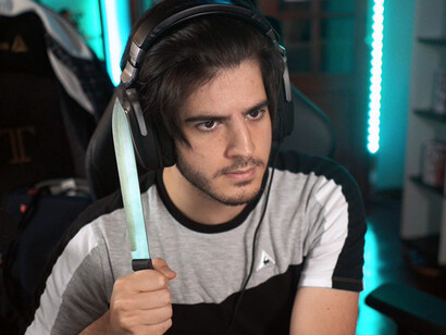 Es usual que «ElMillor» se vea en el centro de alguna polémica, dada su impulsividad para expresar sus opiniones