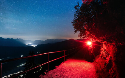 Comme dit ce proverbe chinois : on ne s’égare jamais si loin que lorsque l’on croit connaître la route