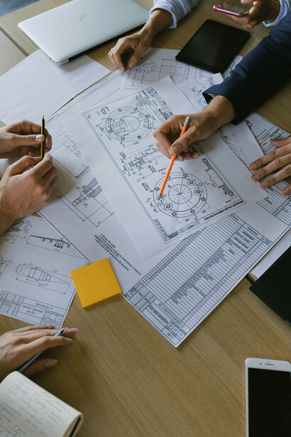 Sara Aravena para su tesis de titulación presentó “Arquitectura del reciclo”. Treinta años después de su investigación se materializó en su obra arquitectónica Materia