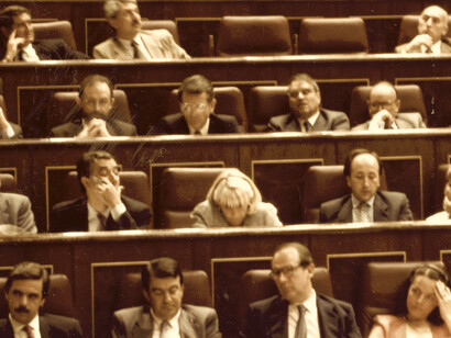 Bancada popular del Congreso en la legislatura del periodo 1993-1996: Aznar, Álvarez Cascos y Rodrigo Rato en primera línea