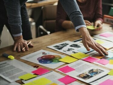 Construire un plan marketing souple dès le départ permet d’intégrer les ajustements liés aux imprévus du marché