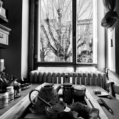 L’albero e la mia colazione, foto di Mariella Busi de Logu