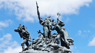Monumento Nacional de Costa Rica, obra del francés Louis-Robert Carrier-Belleuse, ubicado en el Parque Nacional de San José, capital de Costa Rica