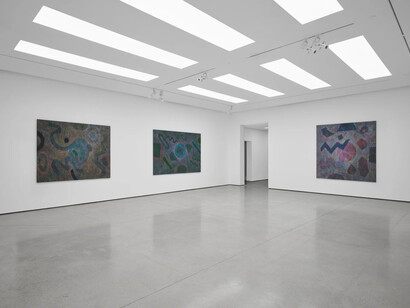 Howardena Pindell, Deep sea, deep space, exhibition view. Courtesy of White Cube
