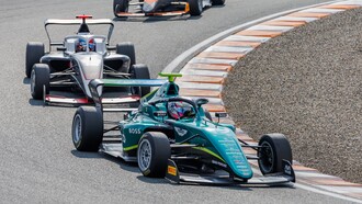 Motorsport, Großer Preis der Niederlande 2024, F1 Academy: Tina Hausmann (SUI, PREMA Racing) e Chloe Chambers (USA, Campos Racing)