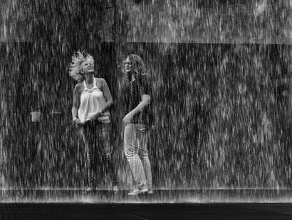 Behind the rain © Georgie Pauwels