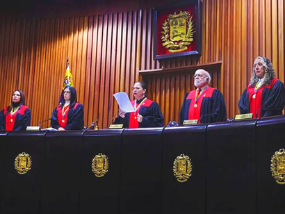 La designación de la presidenta encargada de Venezuela, Delcy Rodríguez, responde al objetivo de garantizar la continuidad administrativa y la defensa del país tras el ataque estadounidense, 3 de enero de 2026