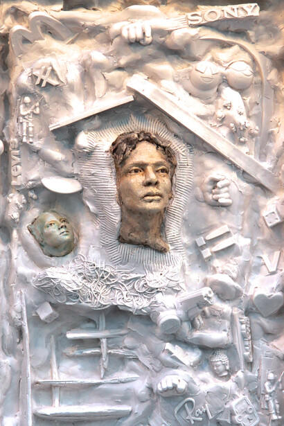 Bob Clyatt Sculpture. Cscape 34, Self Portrait, OHD