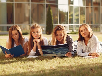 Attraverso le pagine si possono vivere mille vite diverse