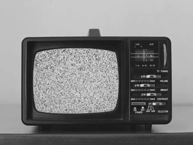 «Zapping Birthday to You» es un reflejo de las diferencias extremas que afectan a los países del llamado tercer mundo y también a los países del llamado primer mundo