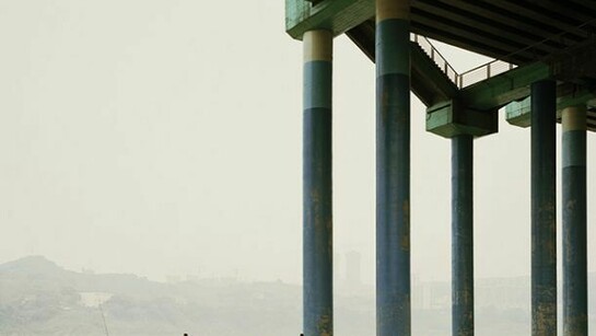 Nadav Kander, Chongqing VI (Sunday Afternoon), Chongqing Municipality, 2006 Chromogenic print, 117 x 149 cm (Edition of 3), 96.5 x 123 cm (Edition of 5), 77 x 98 cm (Edition of 5), Image courtesy of artist and Blindspot Gallery