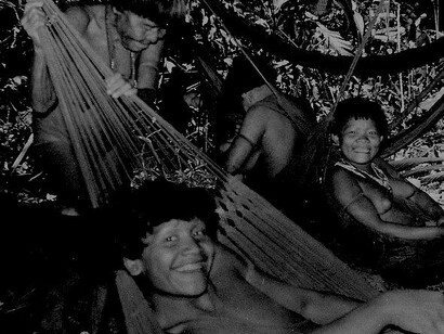 Grupo de indígenas que habitan los alrededores del Orinoco