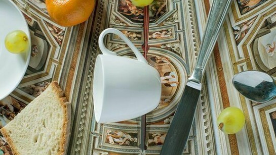 Jed Devine, Untitled, (Ceiling Still Life), 2013 ©Jed Devine/Courtesy of Bonni Benrubi Gallery, NYC