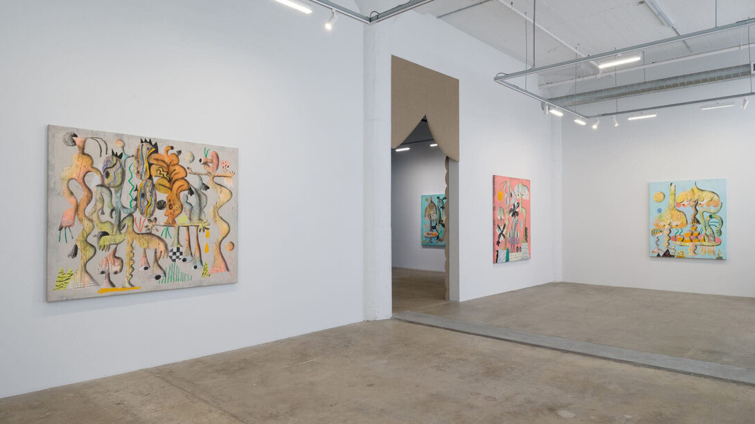 József Csató, Siren hospitality, exhibition view. Courtesy of Vielmetter Gallery 