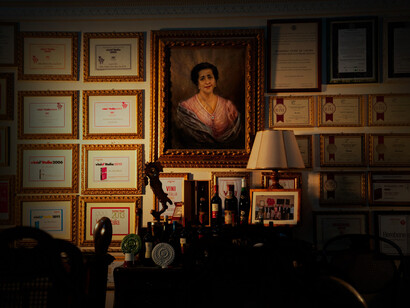 Salón de la bodega Leone de Castris en Salice salentino, Italia