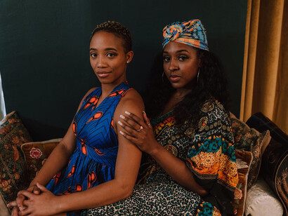 The dynamic mix of patterns and colours in these dress reflects the exuberant spirit of maximalism, where every detail is an expression of unique personal style and creative flair