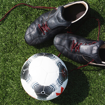 Bola de futebol. Tentamos, a partir daqui, fazer uma análise a alguns dados das edições de 2024 do Europeu e da Copa América