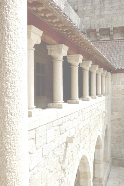 Rogério de Azevedo, restoration of the palace of the Dukes of Braganza, Guimarães
