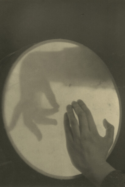 Doris Ulmann (American, 1882–1934)
Hands, ca. 1918, Platinum print, Approx. 8 1⁄2 × 6 1⁄2 inches Photograph Collection, New-York Historical Society Library