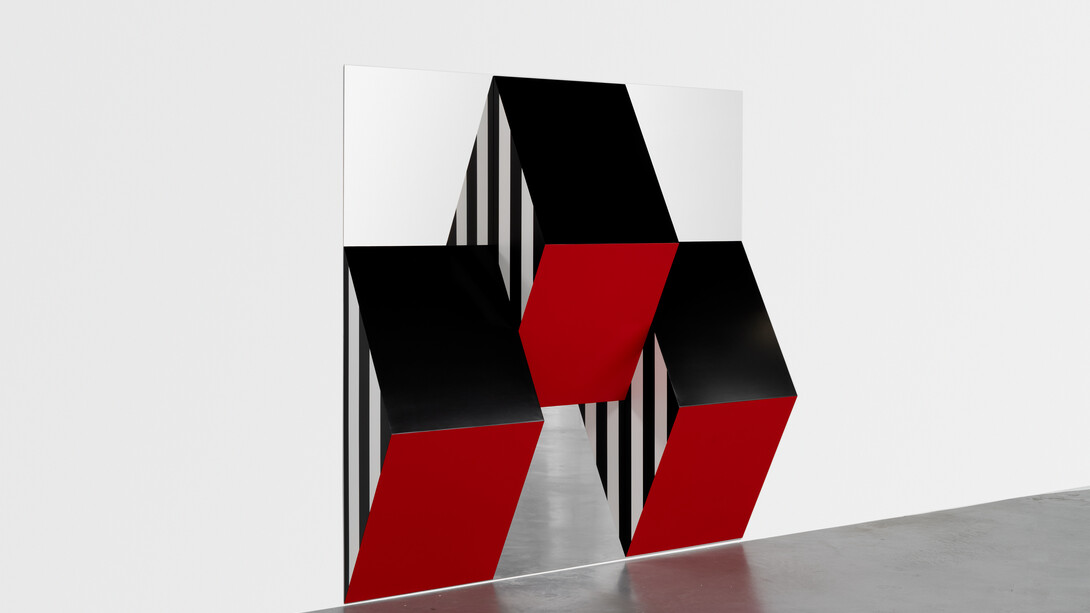 Courtesy of the Artist and Xavier Hufkens, Brussels.Photo credit: HV-studio