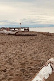 A view from the South Side of Wreck Beach © Photo by John Macanas