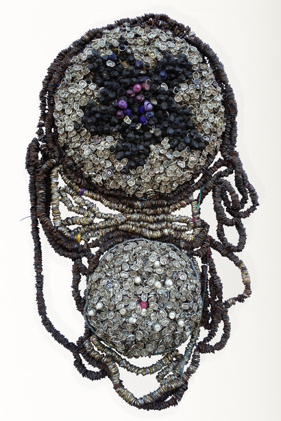 Moffat Takadiwa, Kamunhuwi Kendarama, 2015,
Found spray-can debris, 147 x 130 x 10cm,
Copyright the artist, courtesy Tyburn Gallery